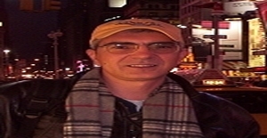 Vee 59 years old I am from Litchfield/Connecticut, Seeking Dating with Woman